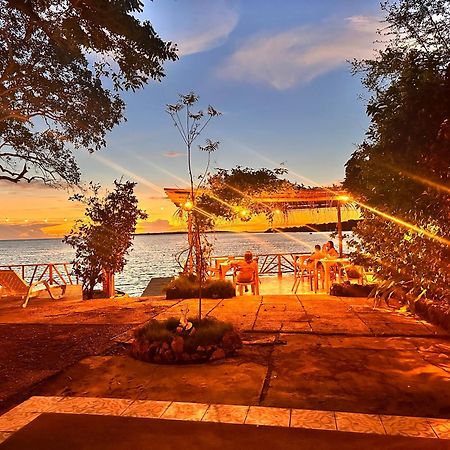 Orika Del Mar Hotel Isla Grande  Exterior photo