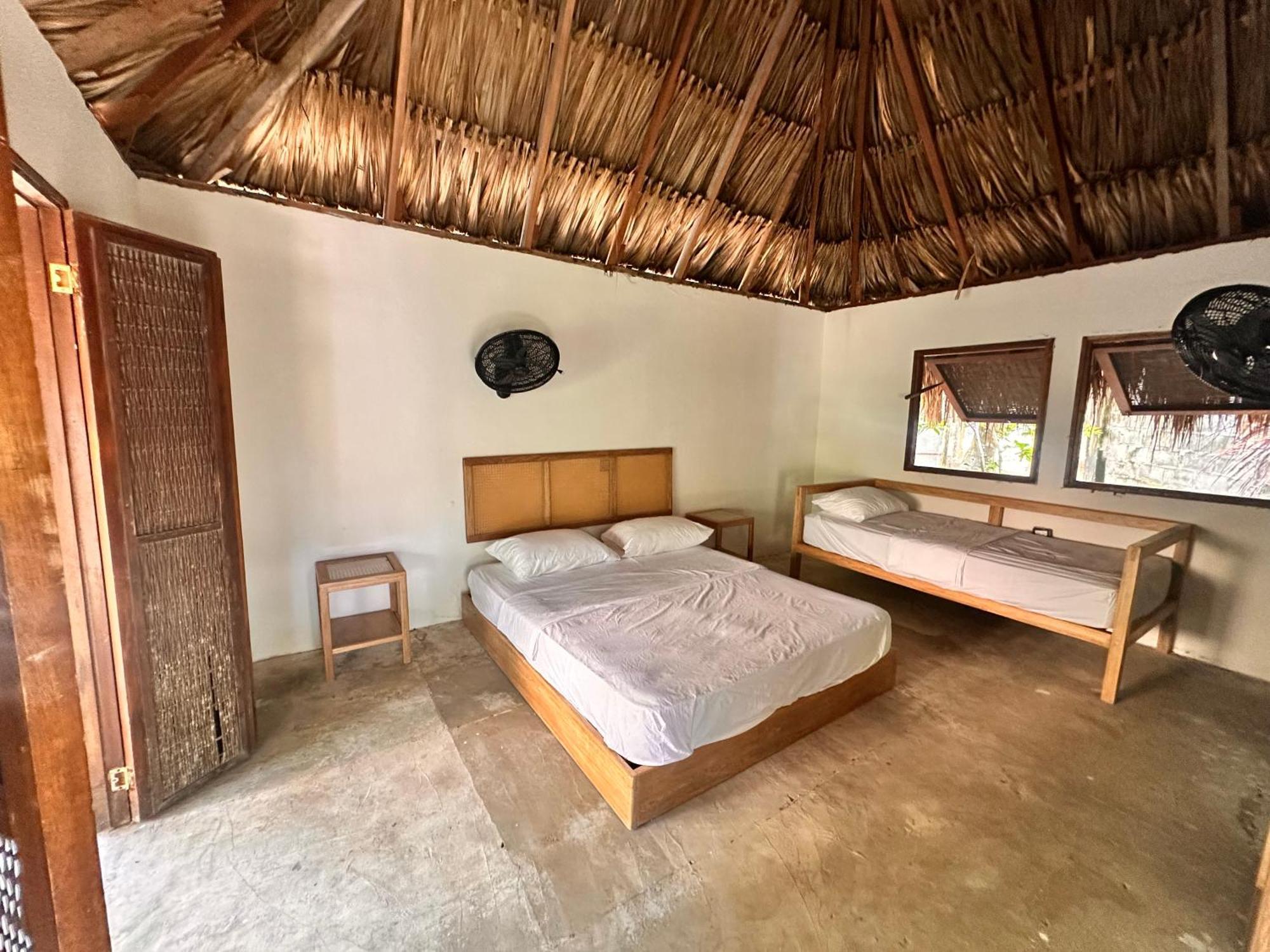 Orika Del Mar Hotel Isla Grande  Exterior photo