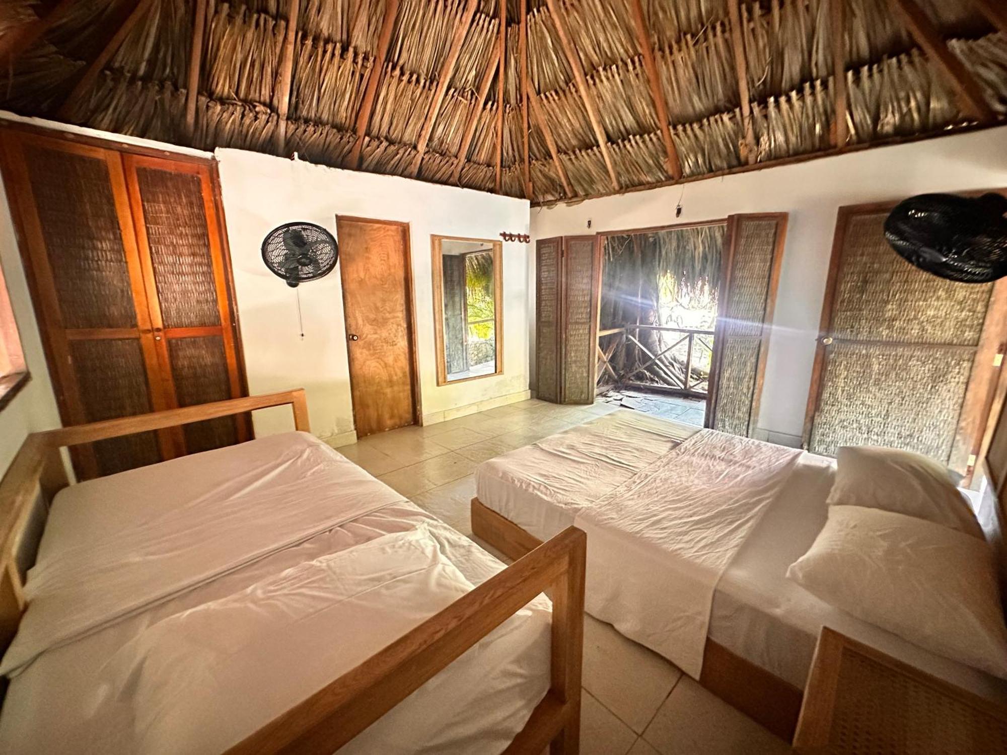 Orika Del Mar Hotel Isla Grande  Exterior photo
