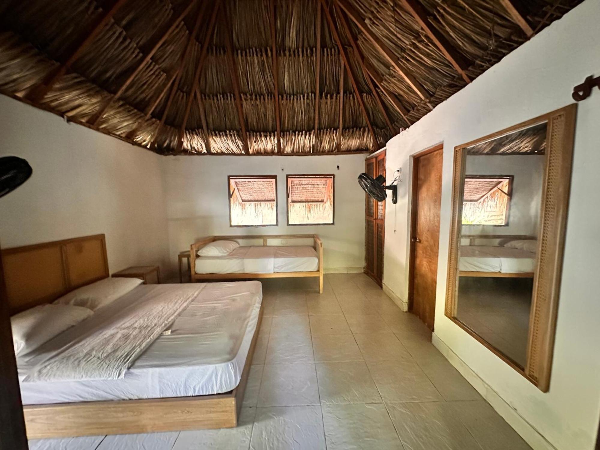 Orika Del Mar Hotel Isla Grande  Exterior photo